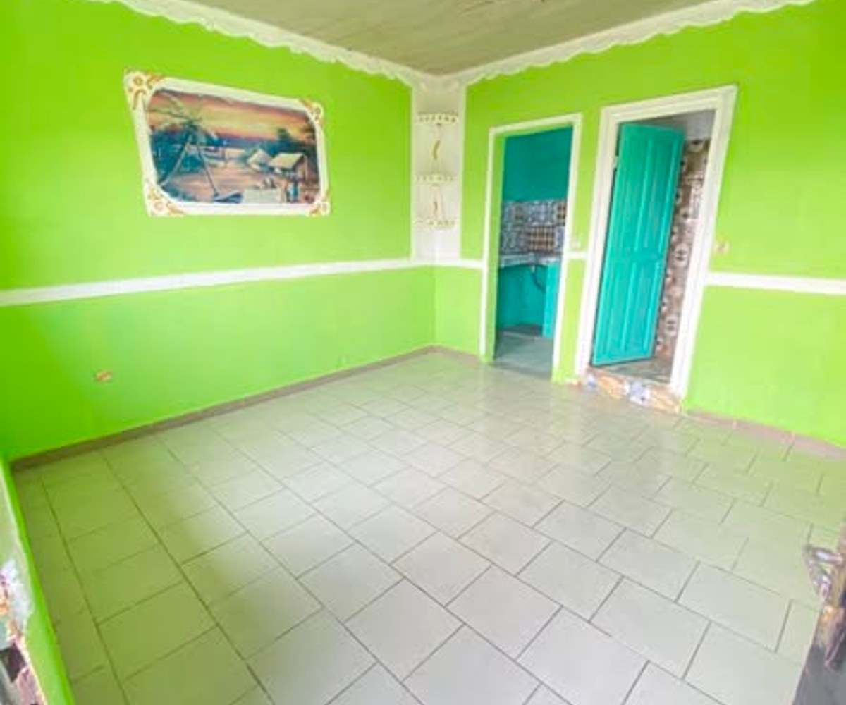 Chambre moderne à louer à TKC