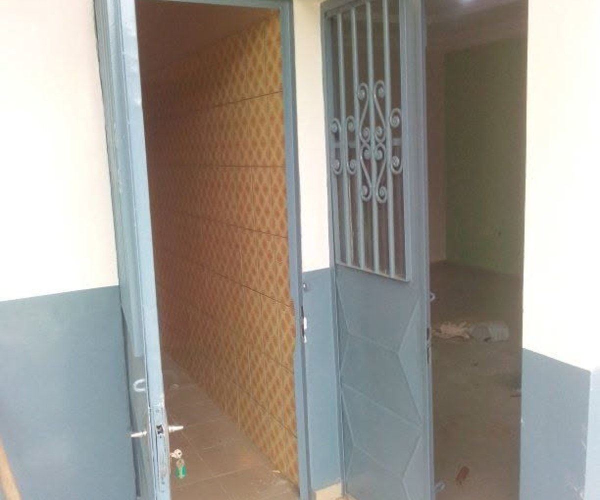 Vaste appartement 2 chambres à Logpom