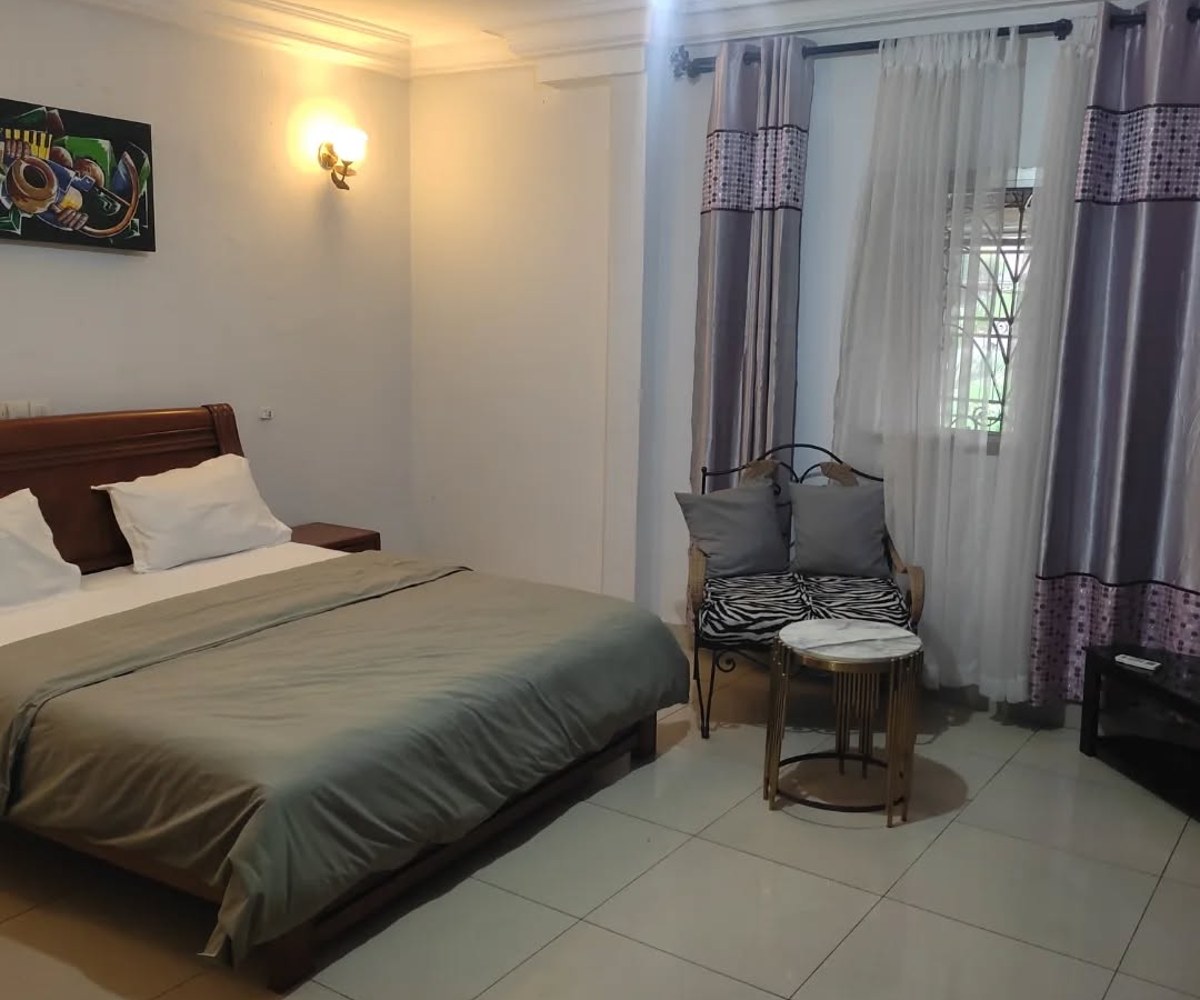 Chambres meublées à Yaoundé Nsimeyong