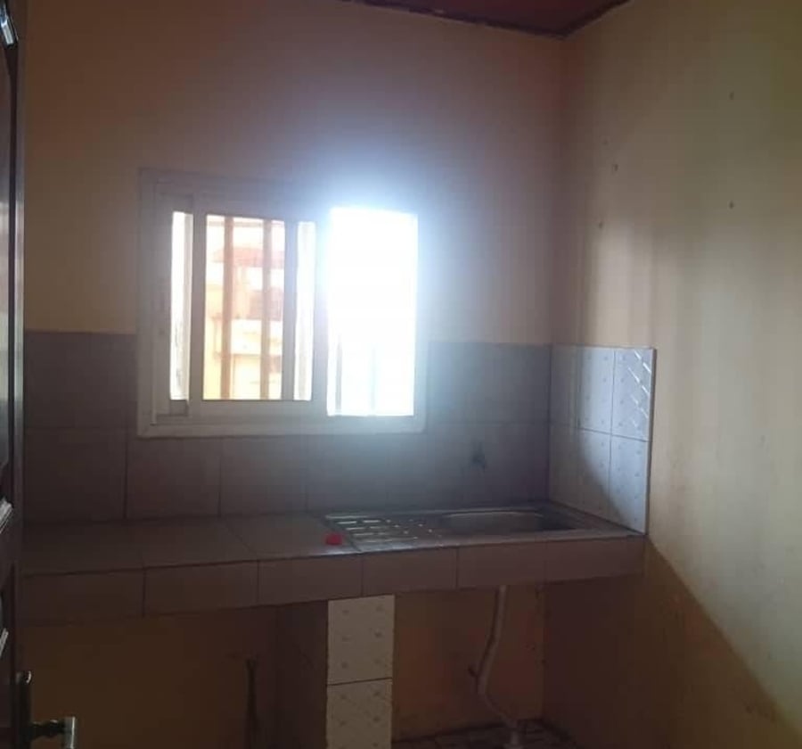Studio moderne à louer à Nkoabang - Cho Cho