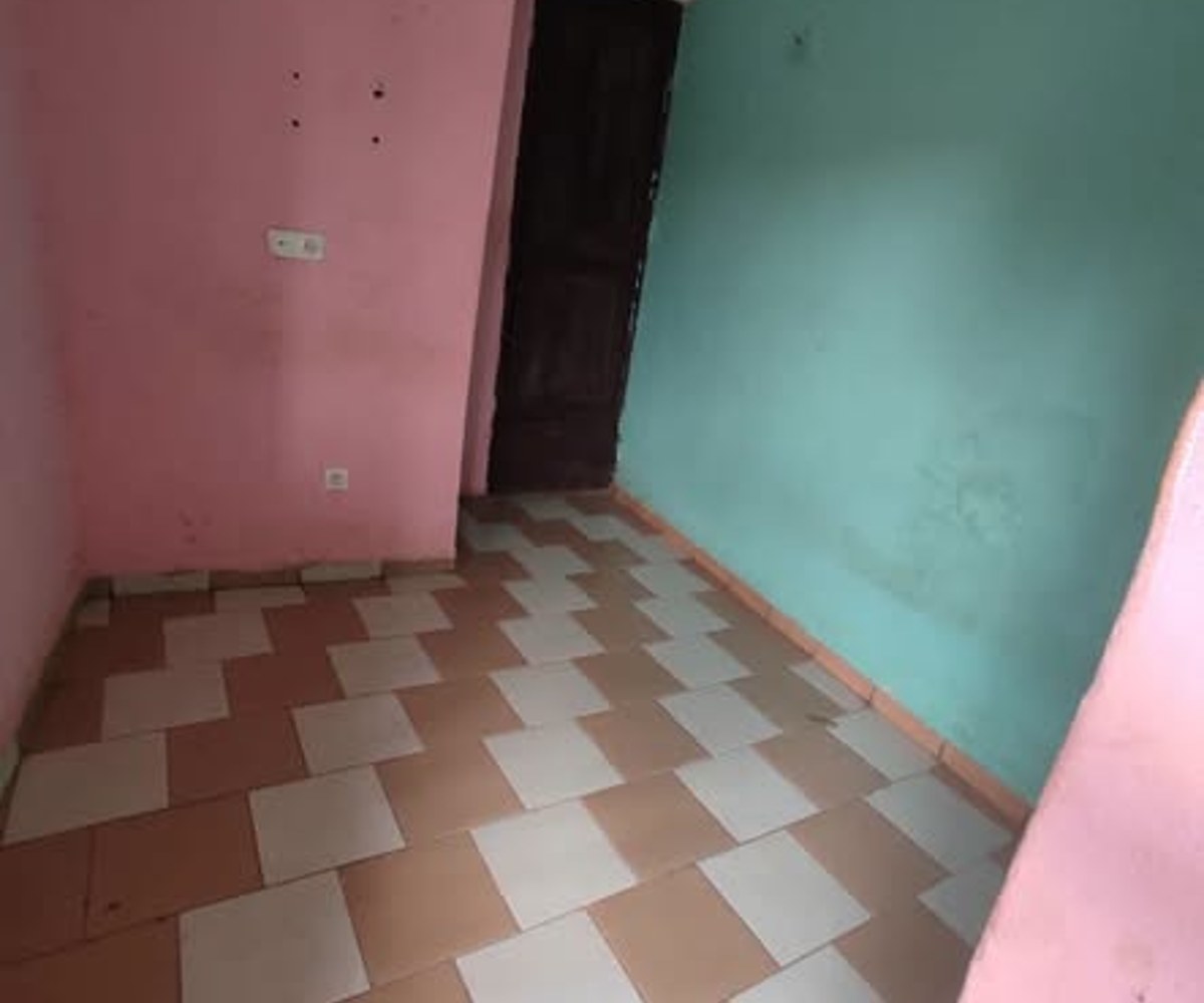 Chambre moderne 2 pièces à Nkoabang