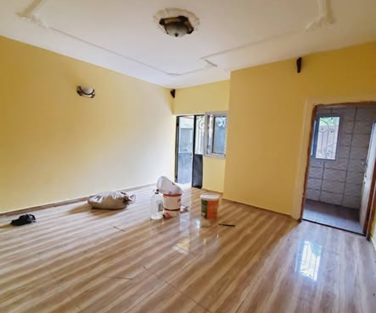 Studio moderne à louer - Mvan Santa Lucia