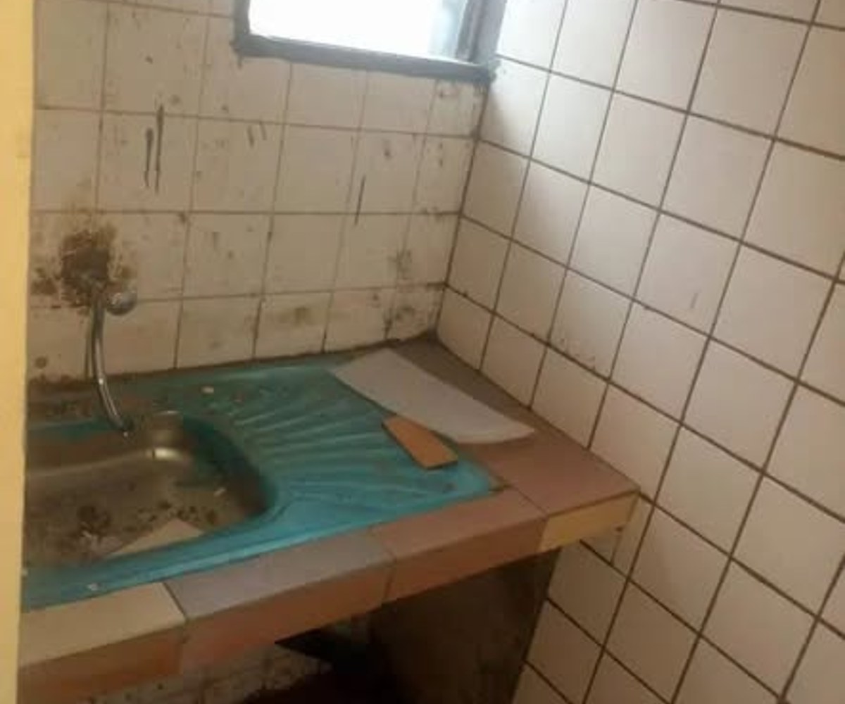 Chambre moderne à Ndogpassi II