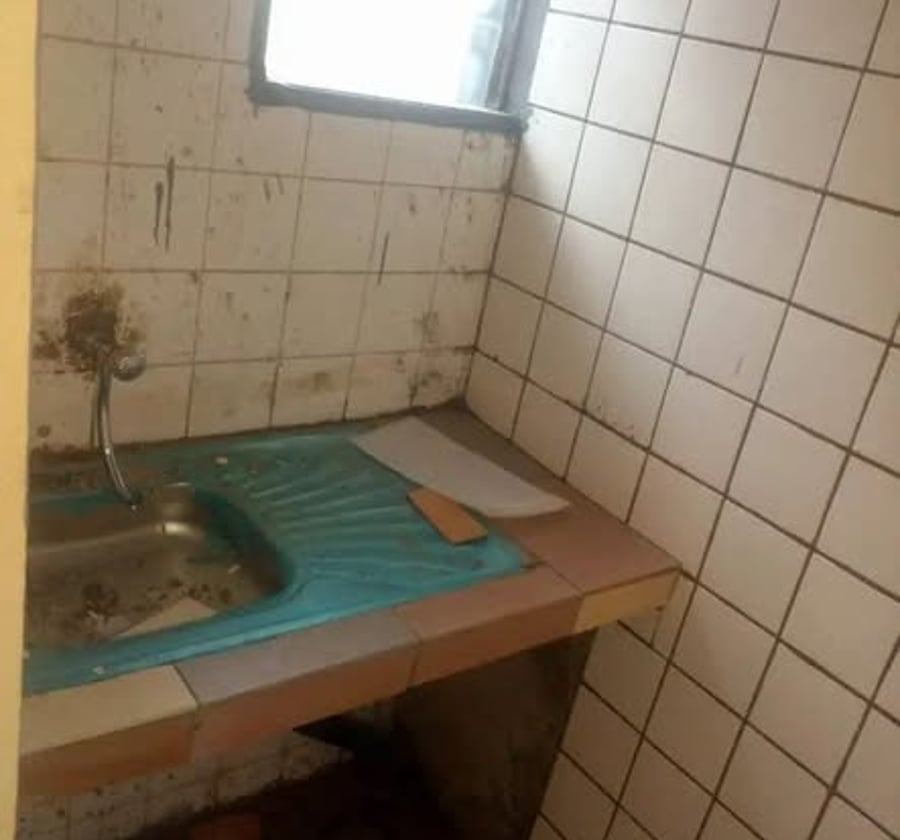 Chambre moderne à Ndogpassi II