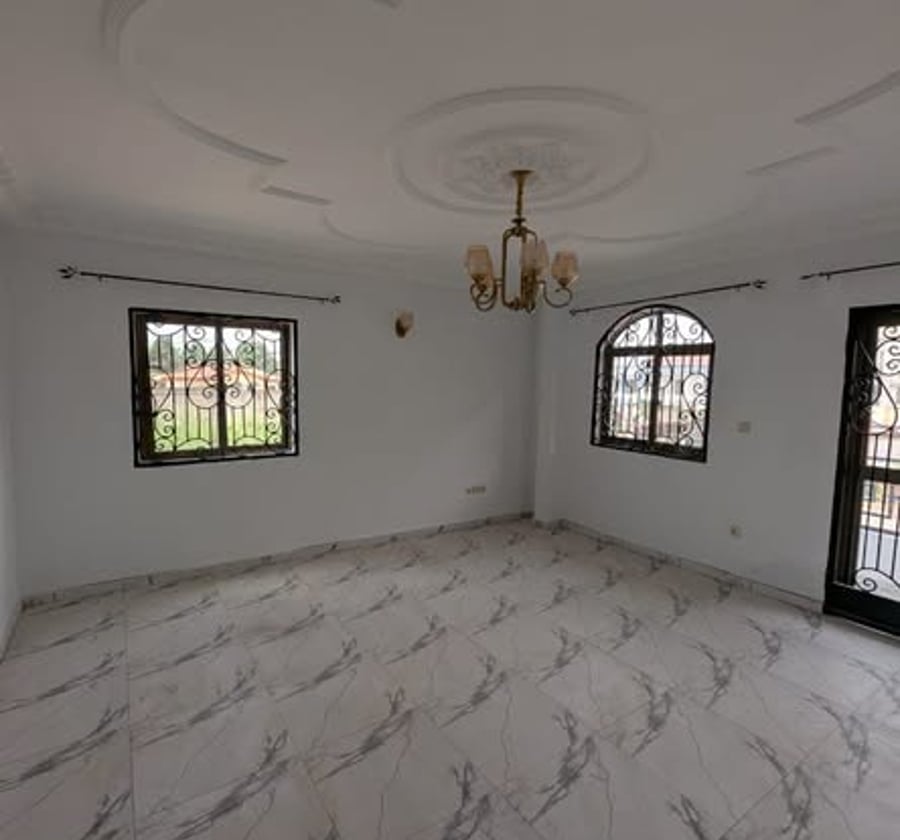 Bel appartement à louer - 2 chambres - Odza