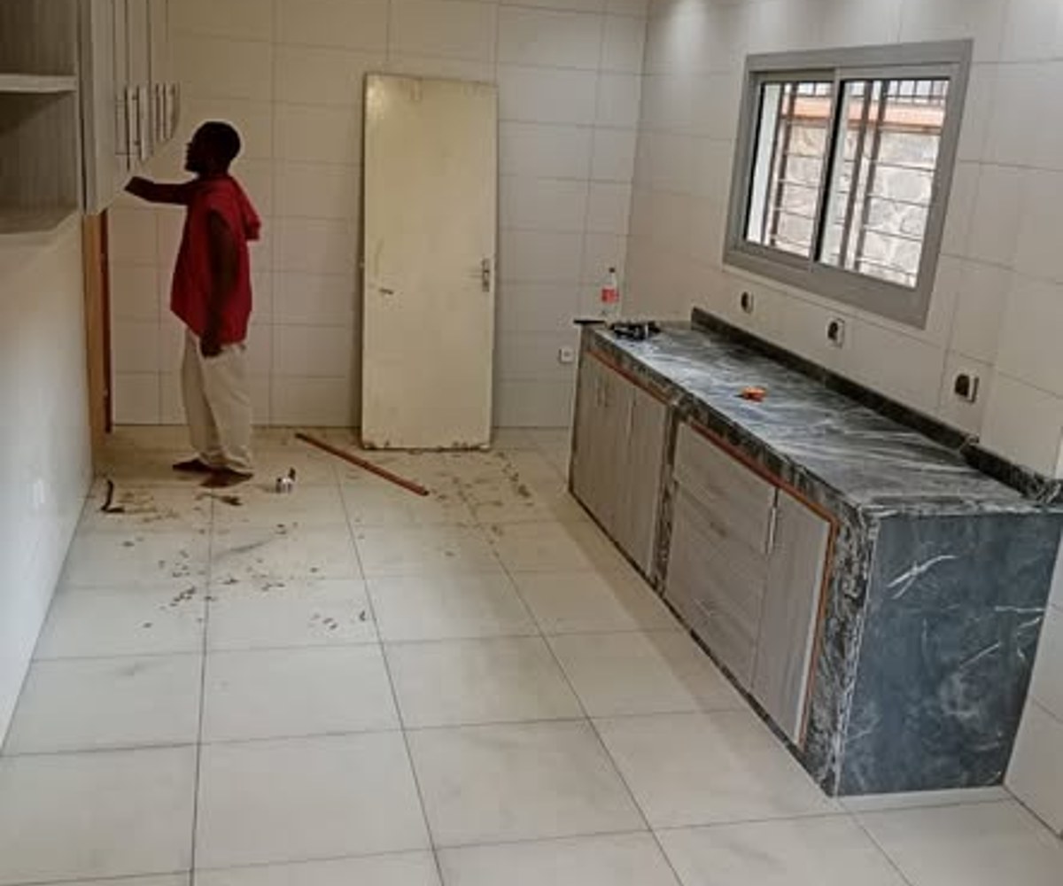 Duplex avec piscine 5 chambres - Bastos