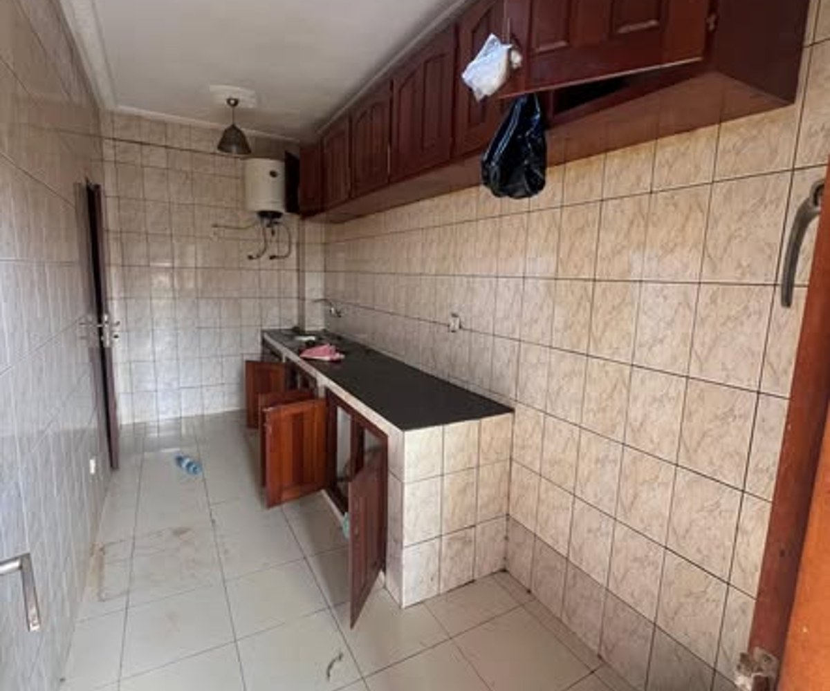 Appartement à louer à Mendong - 3 chambres