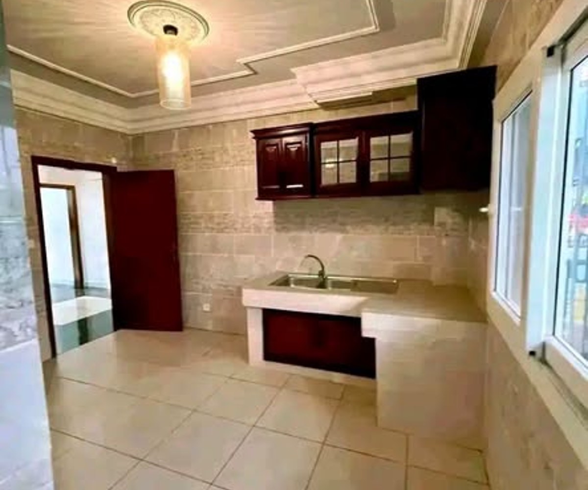 Appartement 2 chambres - Bastos, Yaoundé