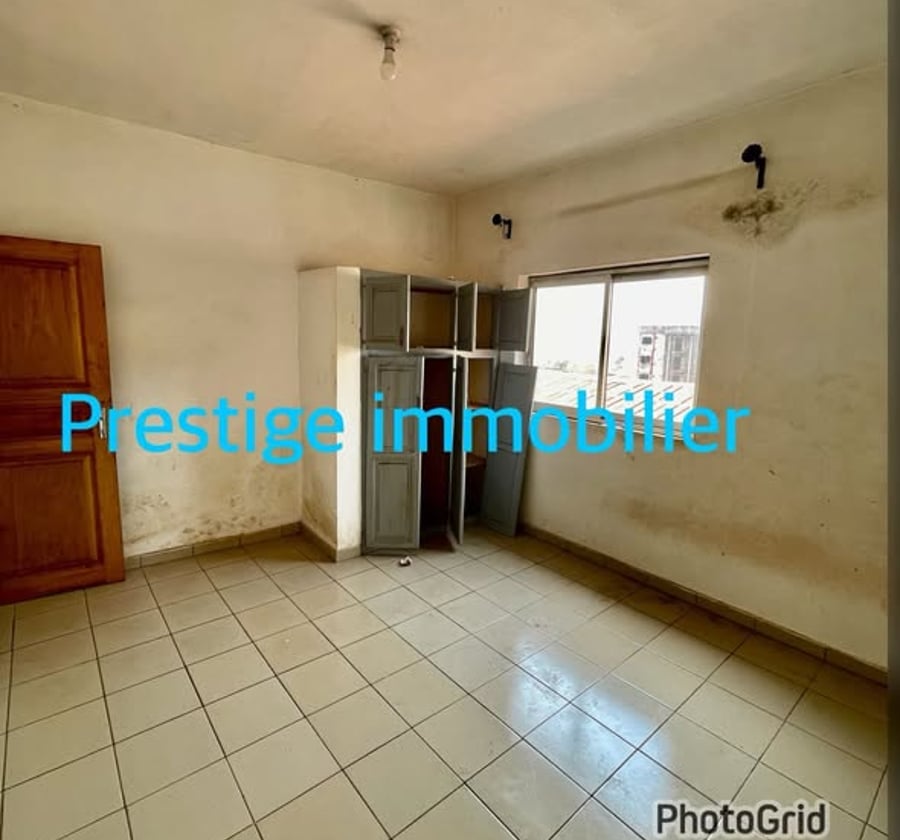Appartement moderne à louer à Nsimeyong (Shell) - 2 chambres