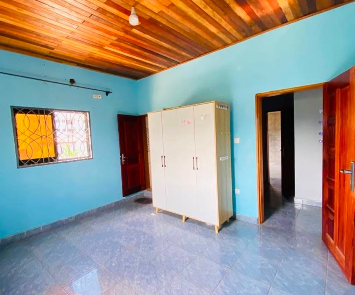 Appartement 2 chambres à louer à Logbessou