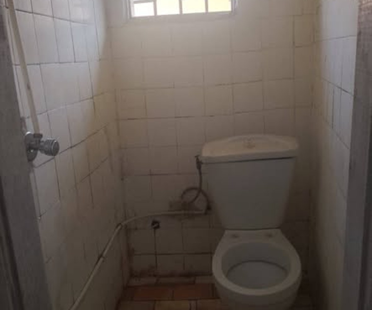 Chambre moderne à louer – Emombo, Yaoundé