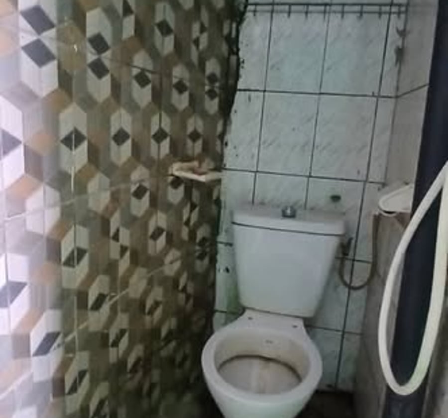 Chambre à louer - Biyem-Assi, TKC