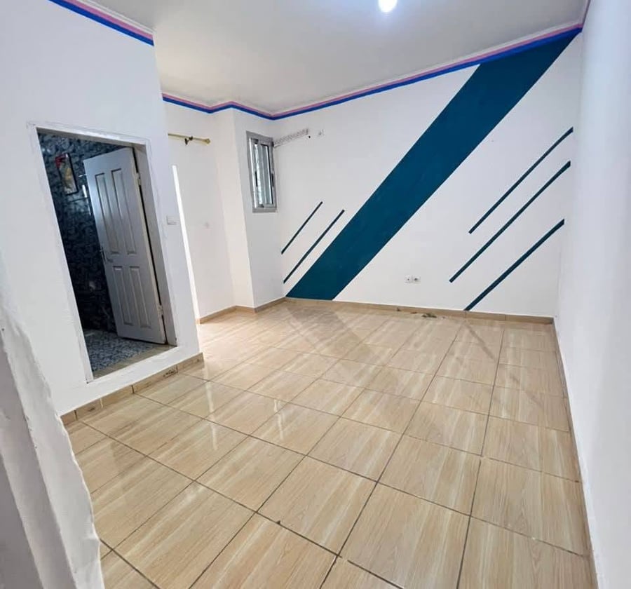 Studio moderne à louer à Logpom