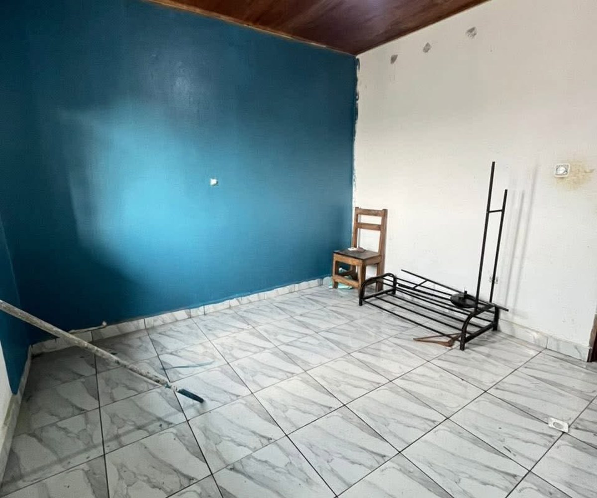 Studio moderne à PK 12 - Douala