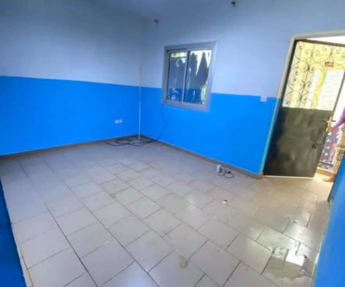 Studio moderne à louer à Etoug-Ebe