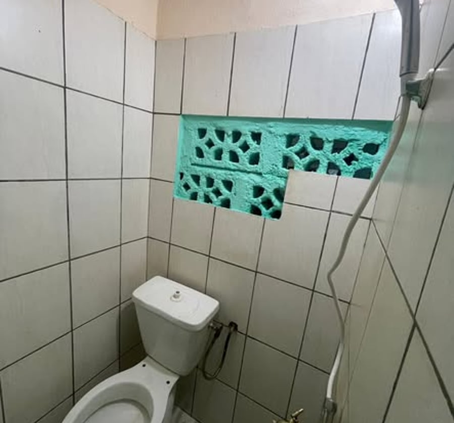 Studio moderne à louer à Ndogbong
