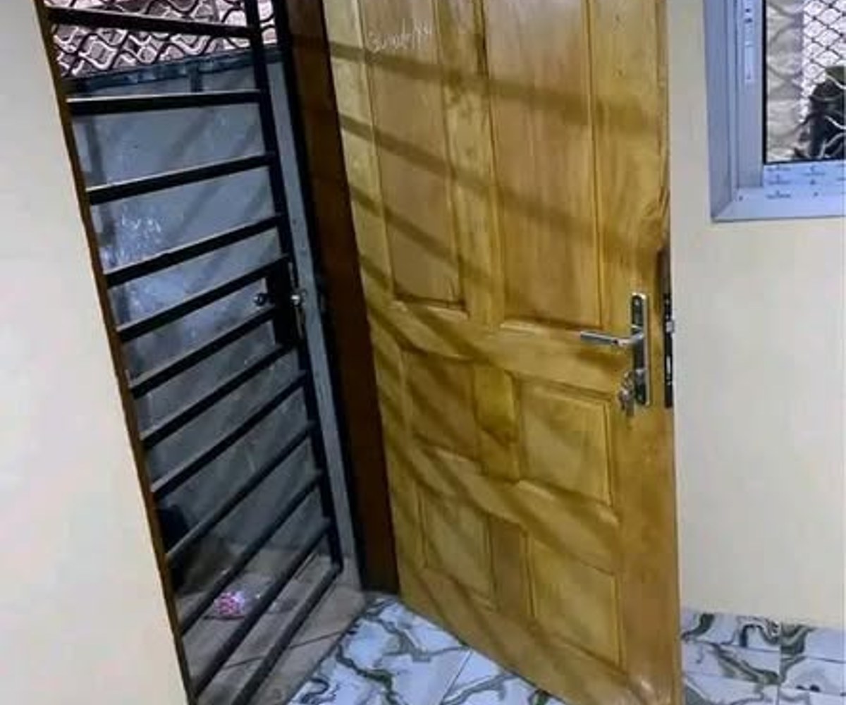 Studio staffé à Ndogpassi – 65 000 FCFA/mois