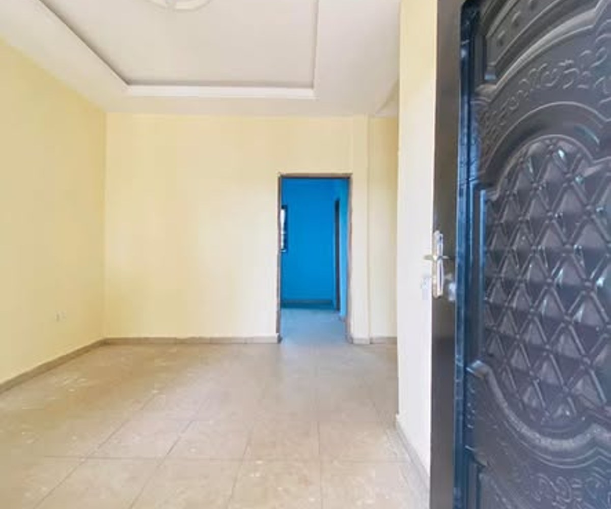 Studio à louer à Odza