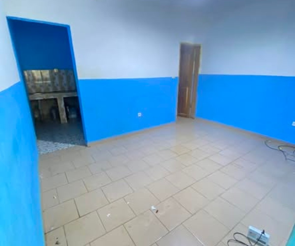 Studio moderne à louer à Etoug-Ebe