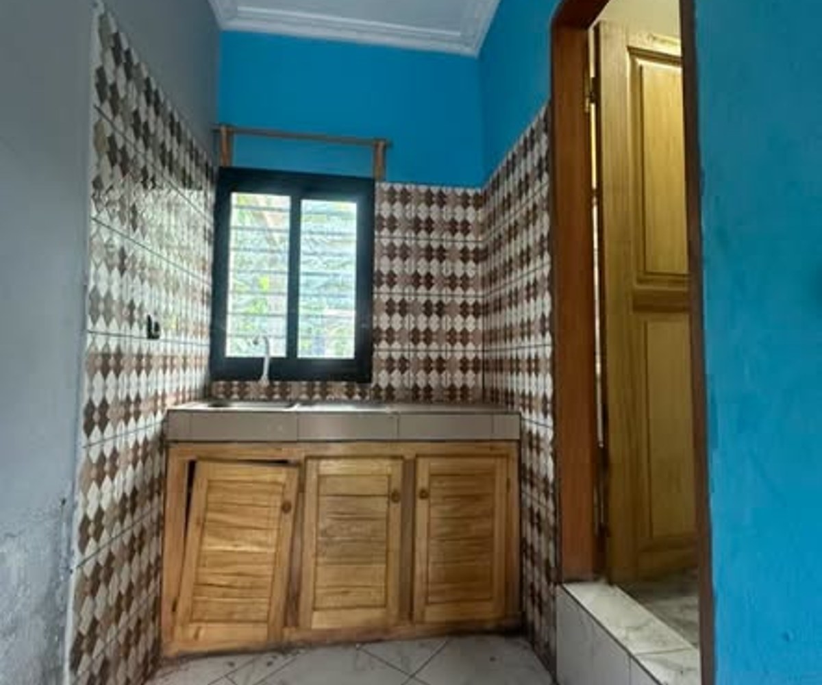 Chambre moderne à PK16 Douala