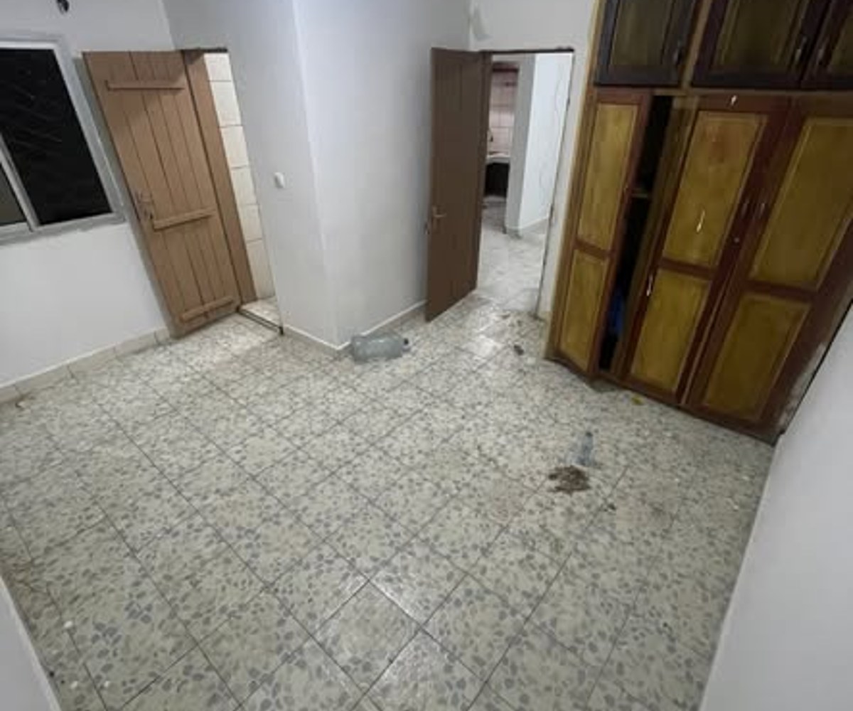 Studio moderne à louer - Bonaberi