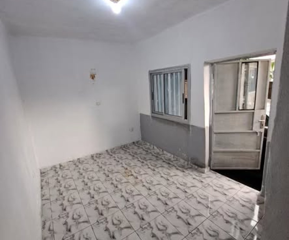 Chambre moderne 2 pièces à Odza petit marché