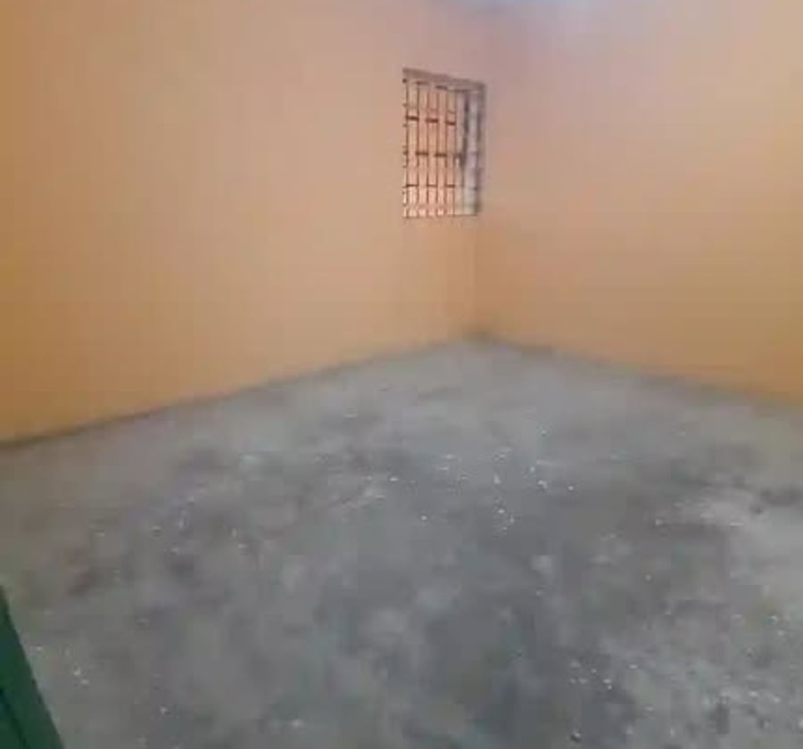 Studio moderne à Douala Japoma