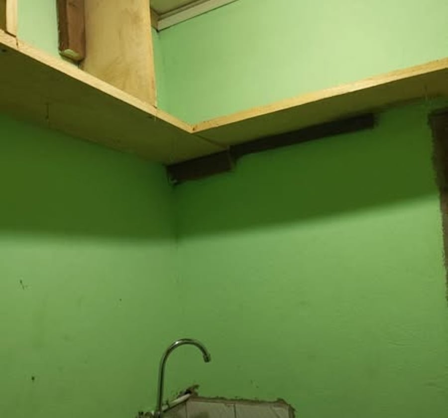 Vaste chambre moderne à louer au Rond Point Damas