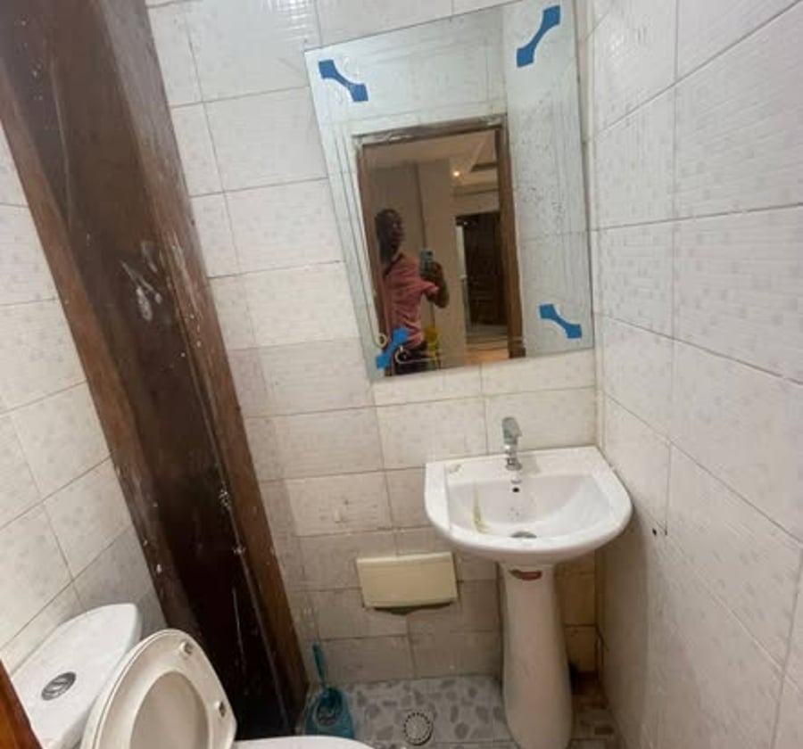 Appartement haut standing à louer à Makepe, Douala - 3 chambres, 4 douches