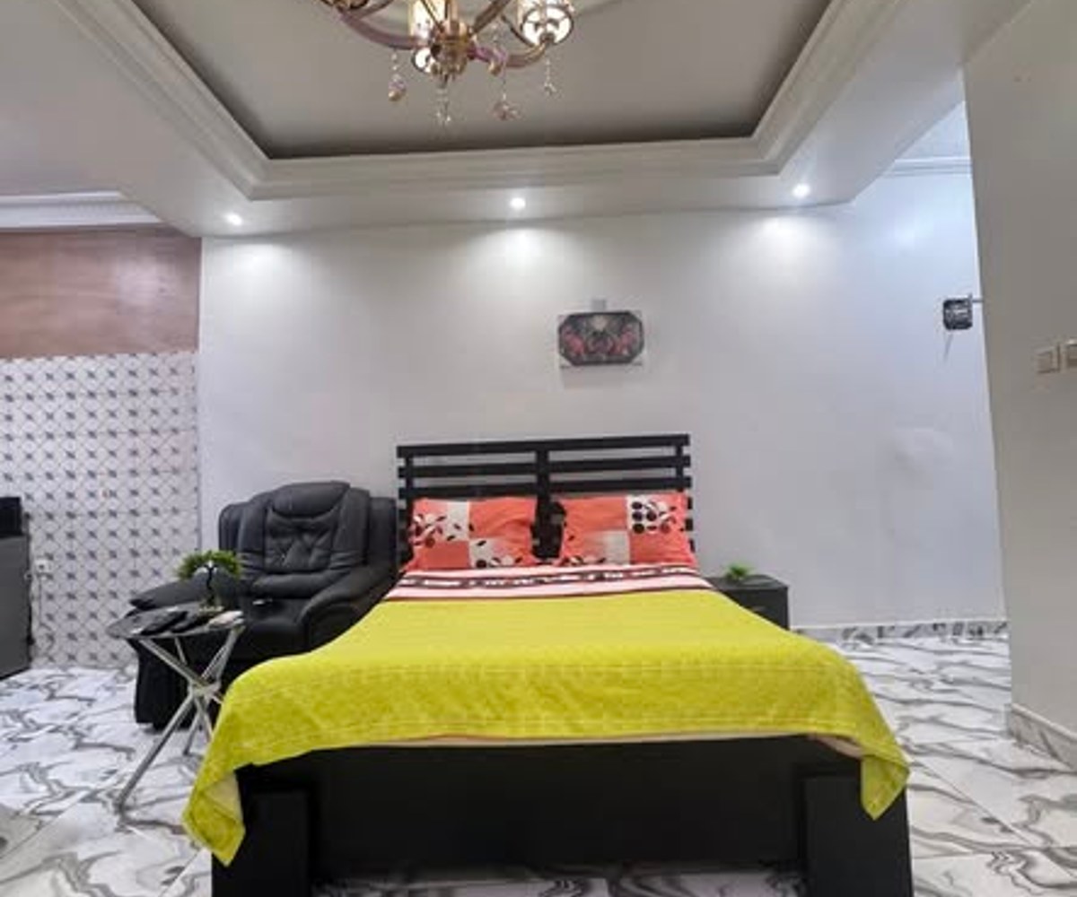 Chambre meublée haut standing, Odza, Yaoundé – 15 000 FCFA/nuitée