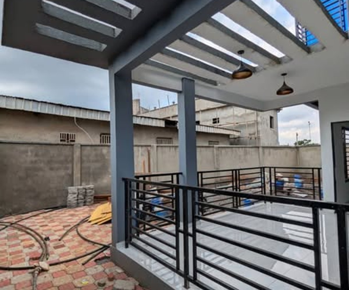 Duplex Moderne 4 Chambres - Olembé, Yaoundé
