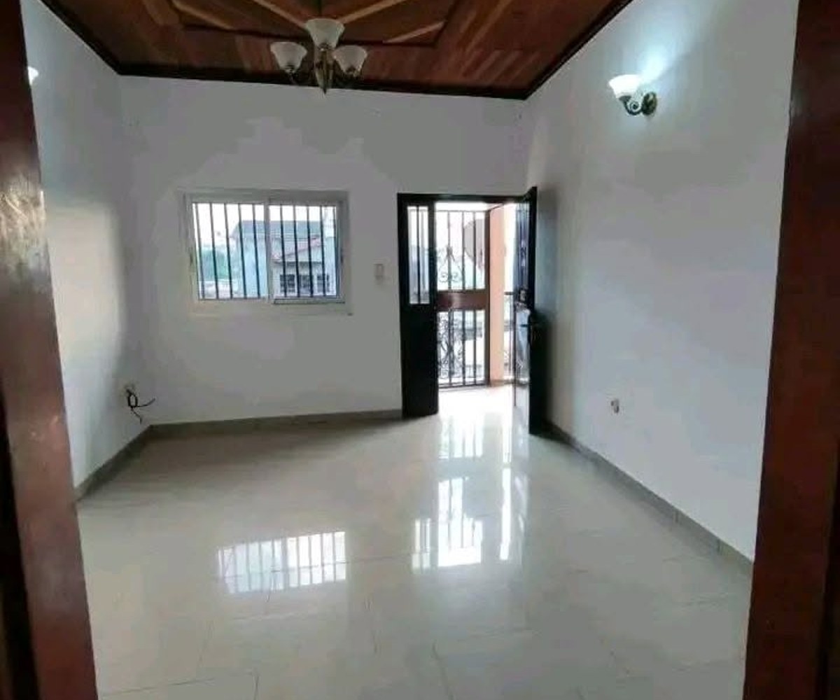 Magnifique appartement à louer Ngousso pharmacie bleue
