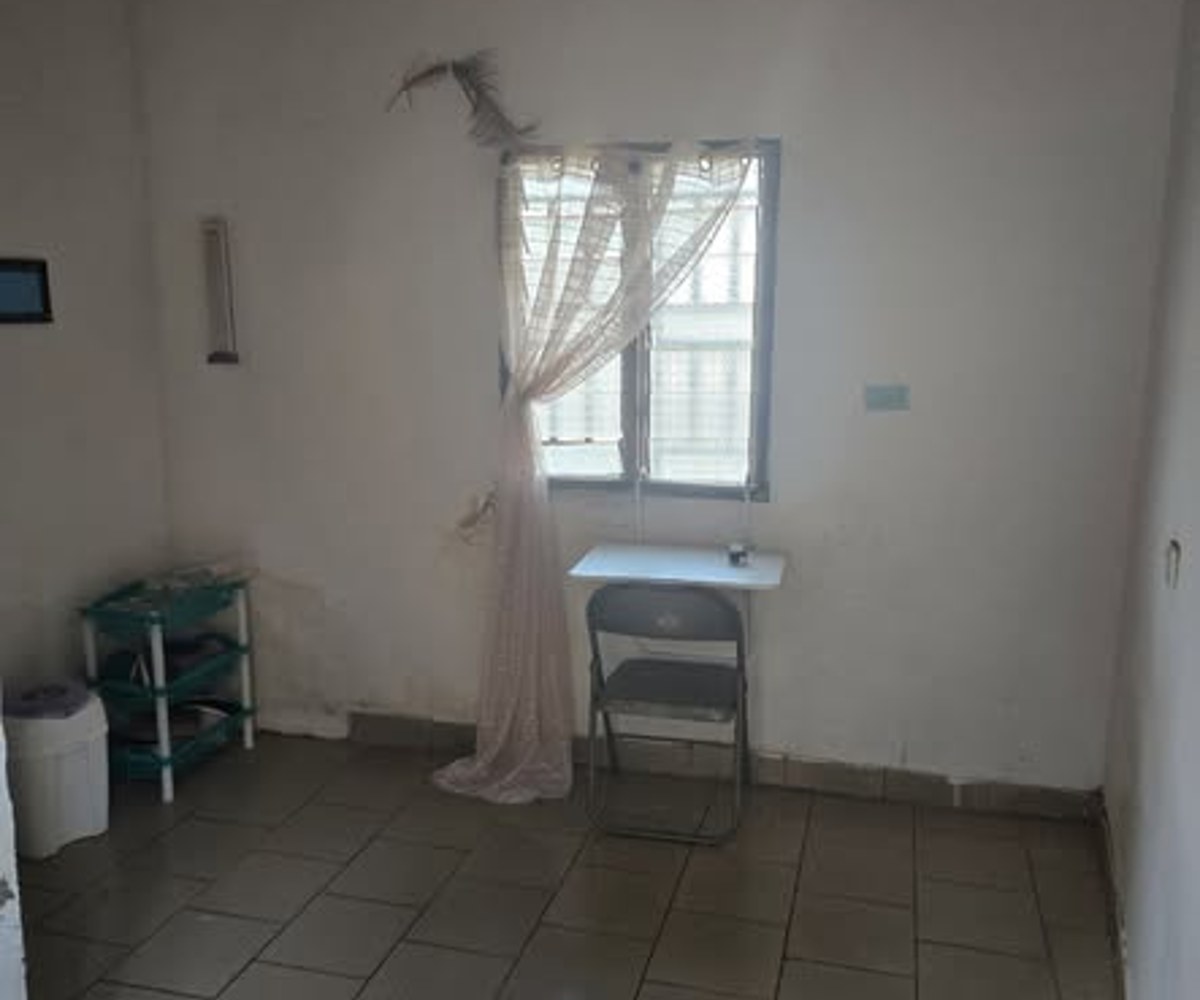 Chambre moderne à Ngousso