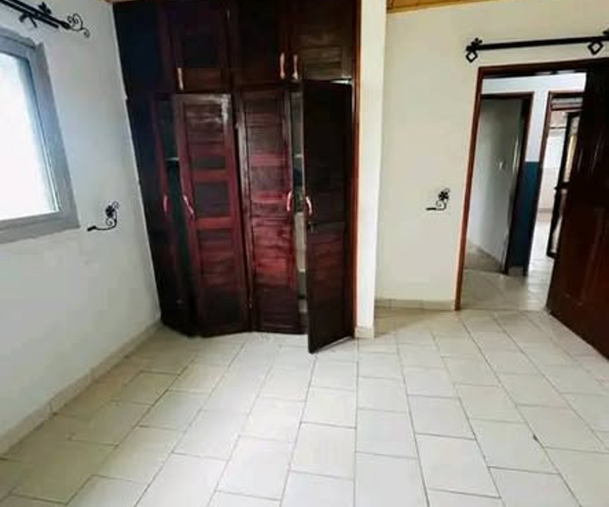 Appartement moderne haut standing à louer à Logbessou