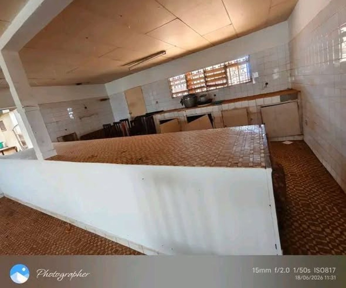 Espace commercial à louer - Omnisport, Yaoundé