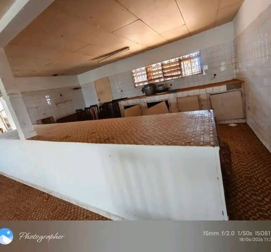Espace commercial à louer - Omnisport, Yaoundé