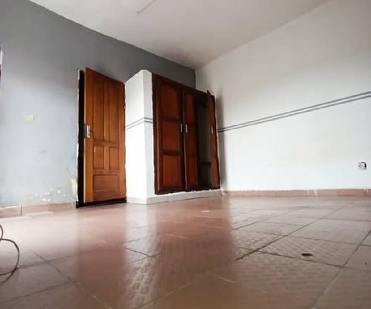 Chambre moderne à Nkolbong - 40 000 XAF/mois