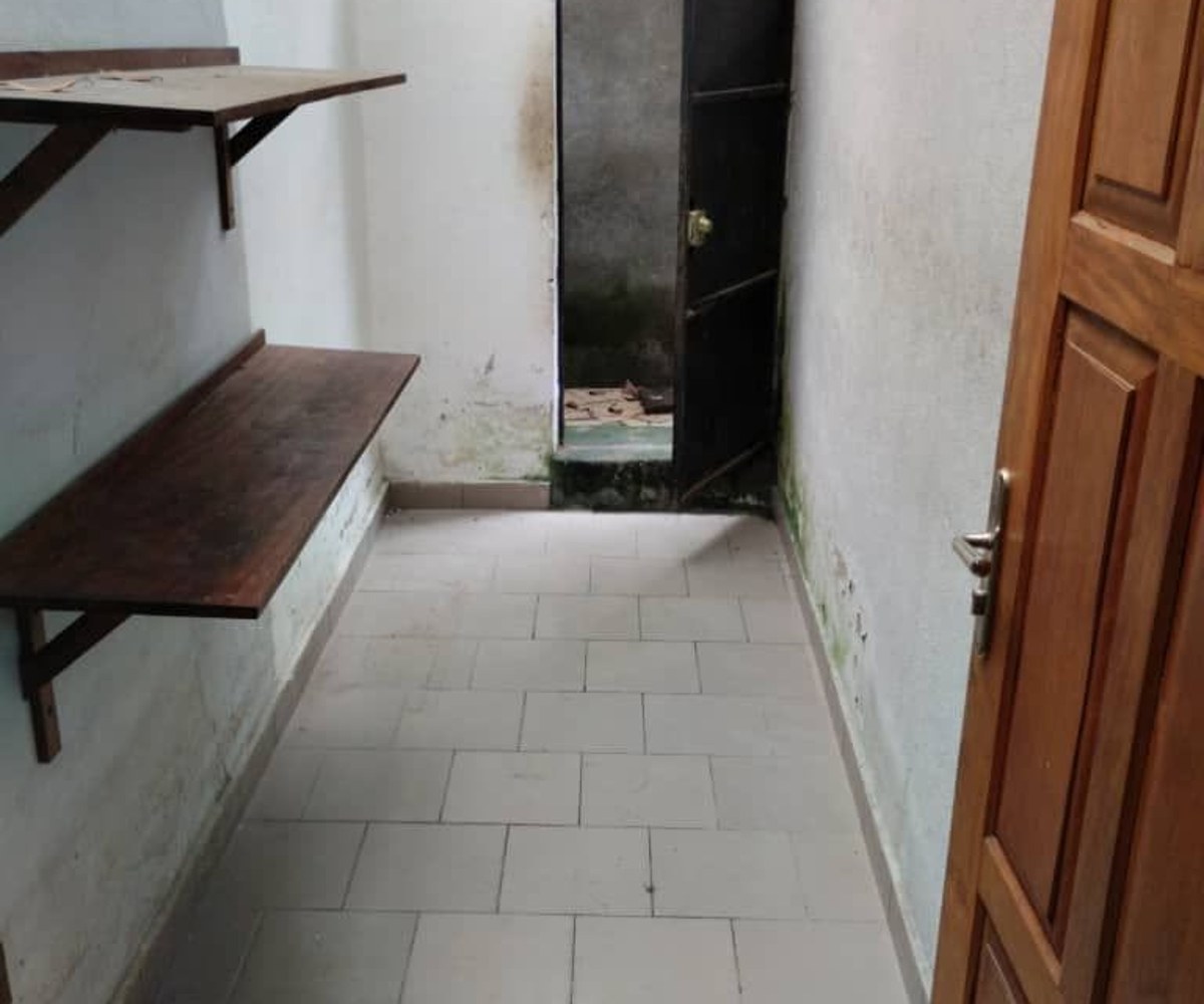 Akwa Nord - Appartement 2 chambres - 130 000 FCFA/mois