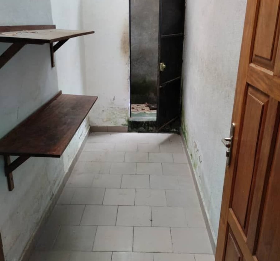 Akwa Nord - Appartement 2 chambres - 130 000 FCFA/mois