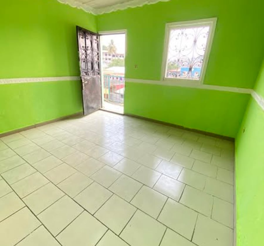 Chambre moderne à louer à TKC