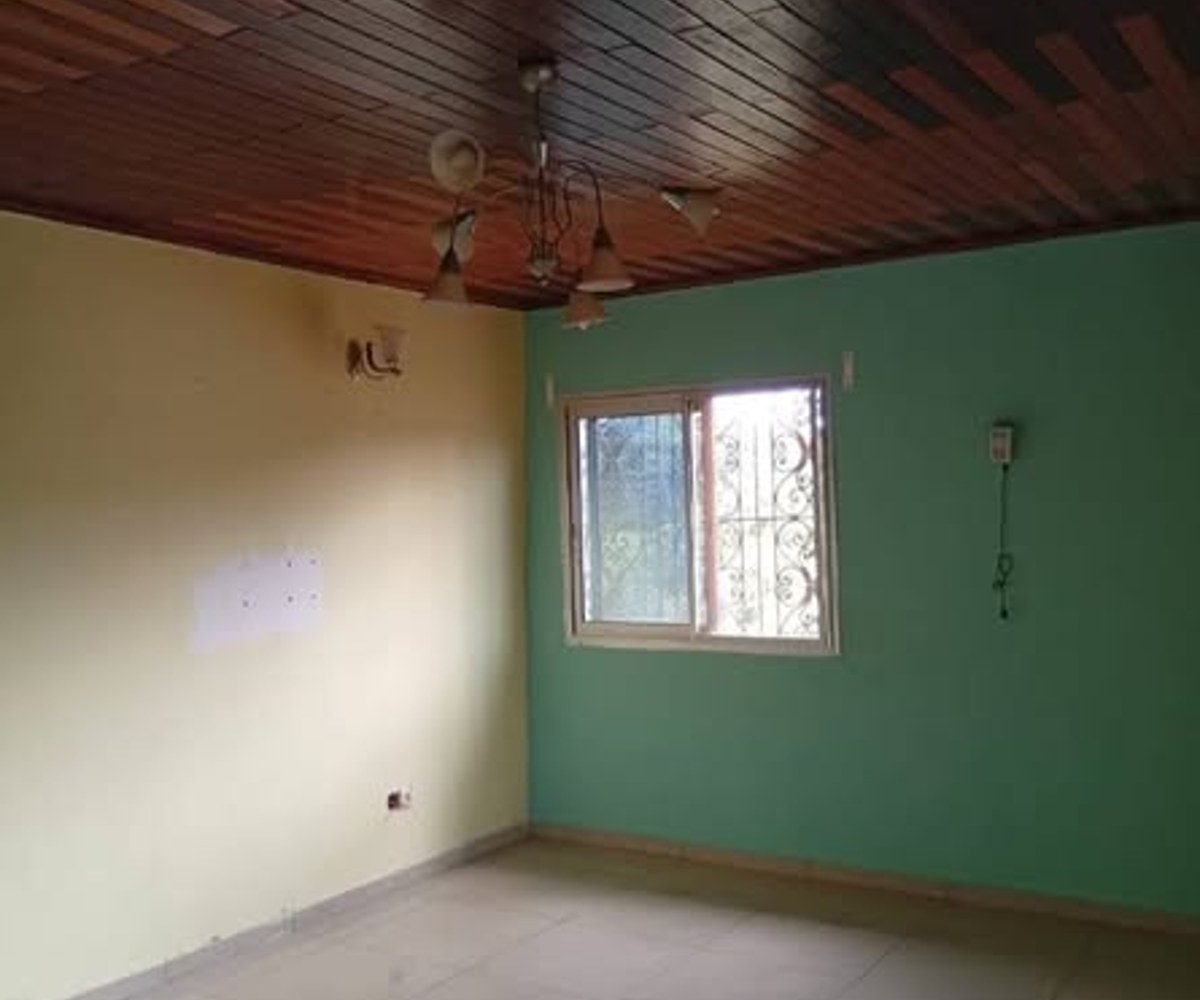 Jolie appartement à louer à Nkoabang-Entrée École