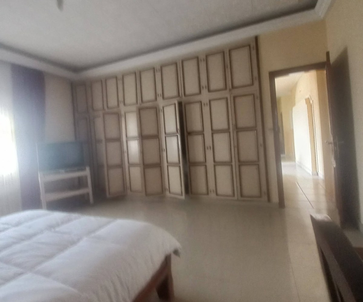 Vaste appartement haut standing en duplex - Akwa Nord