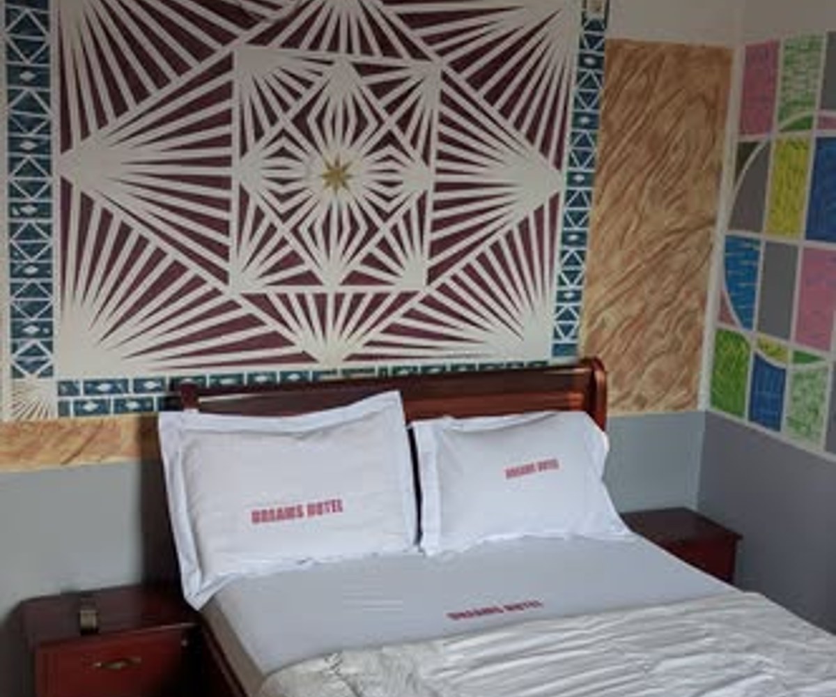 Chambres meublées en résidence hôtelière à Nsimeyong