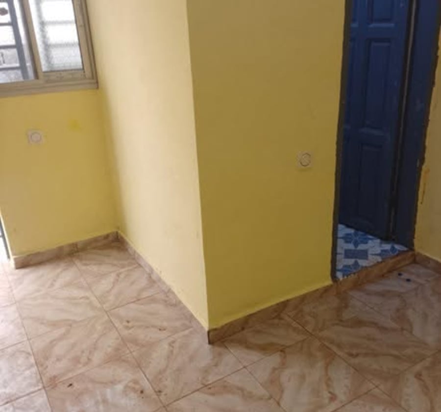 Chambre moderne - Nkoabang
