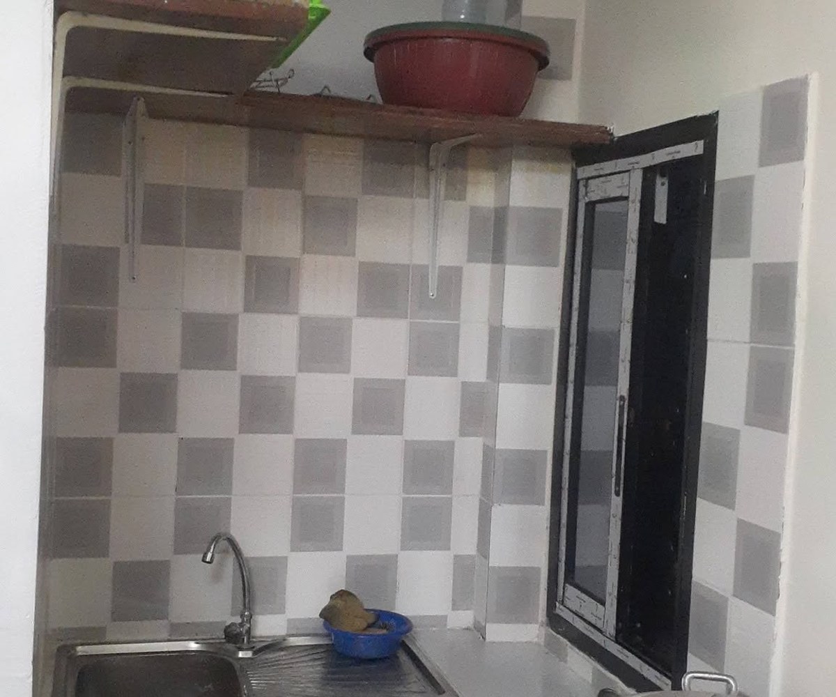 Chambre meublée - Village, Douala