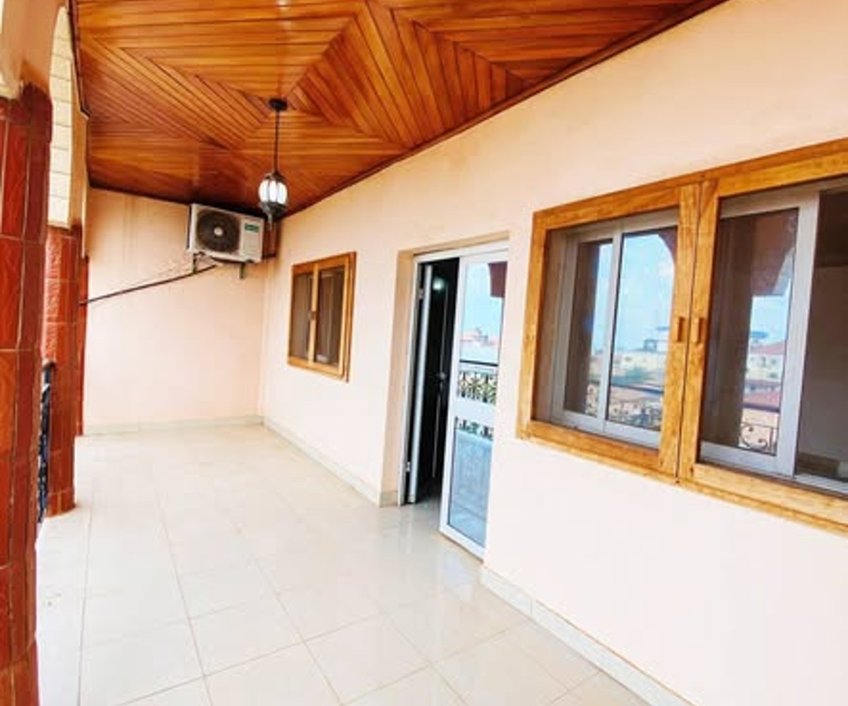 Appartements haut standing 3 chambres - Odza (Auberge Bleu)