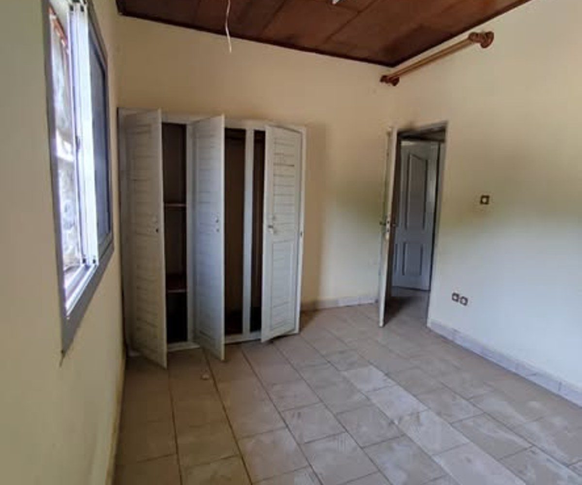 Appartement 2 chambres à Biyem-Assi Tamtam