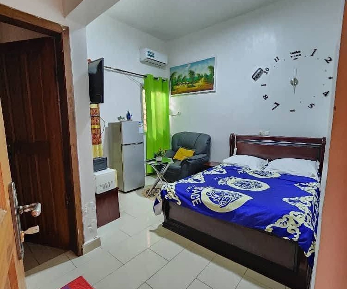 Chambre meublée climatisée – Biyem-Assi (Carrefour Scalom)