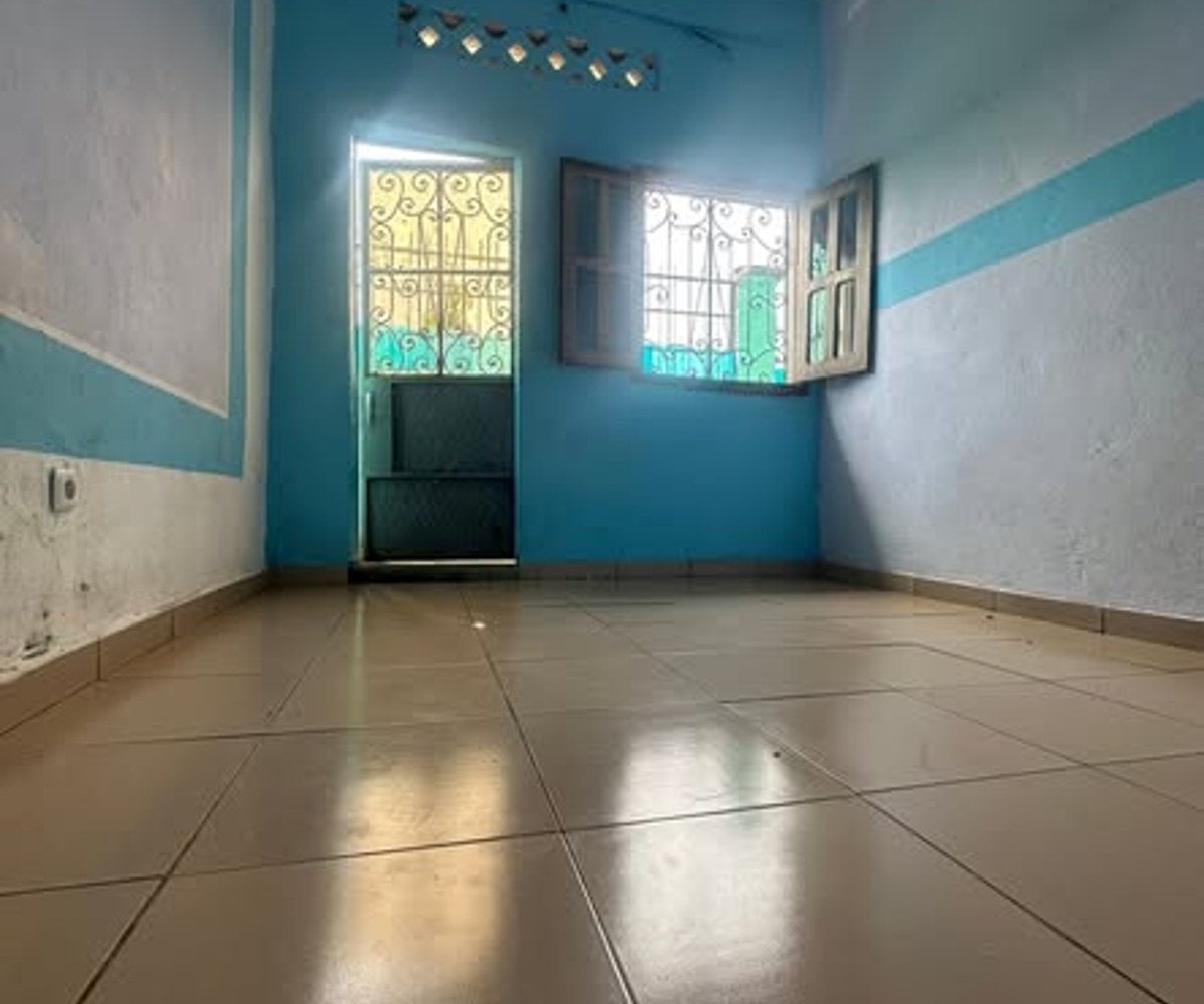 2 chambres modernes PK 17 Douala