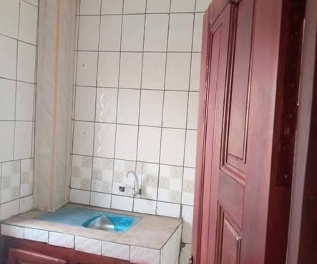 Chambre moderne haut standing à louer - Kotto Village, Douala